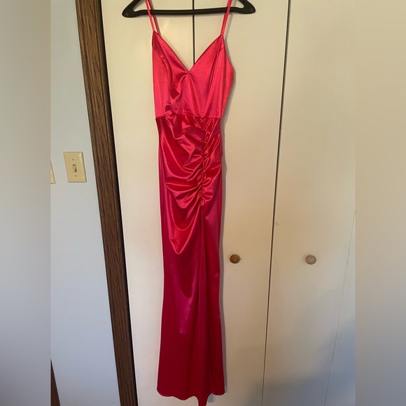 Hot pink silk prom dress - Picture 2 of 4